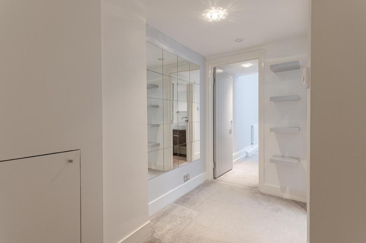 Kensington 2 Bed 2 Bath Apartment For 5 Guests 런던 외부 사진